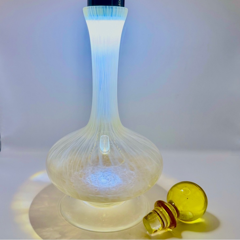 VTG Murano Filigrana Art Glass Decanter 9.5" White Latticino Swirl Amber Stopper - Picture 8 of 8